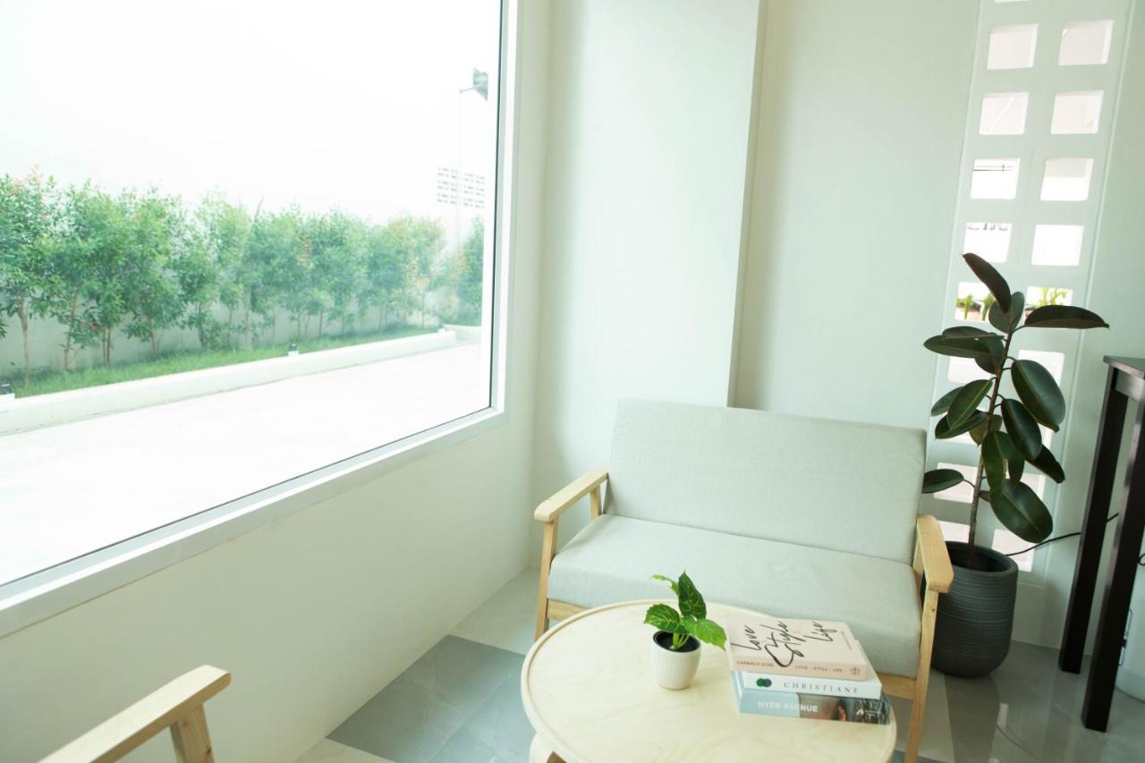 S1 Trang Hotel Экстерьер фото