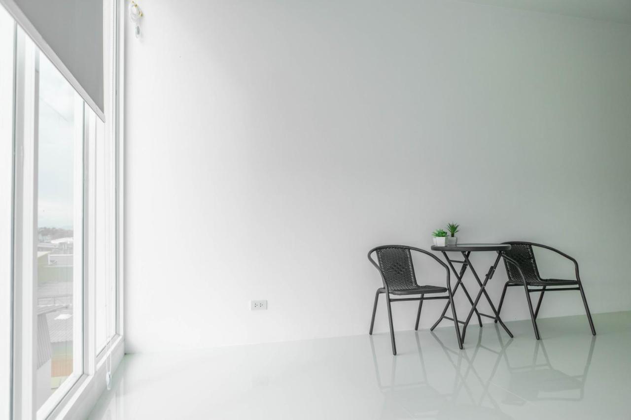 S1 Trang Hotel Экстерьер фото